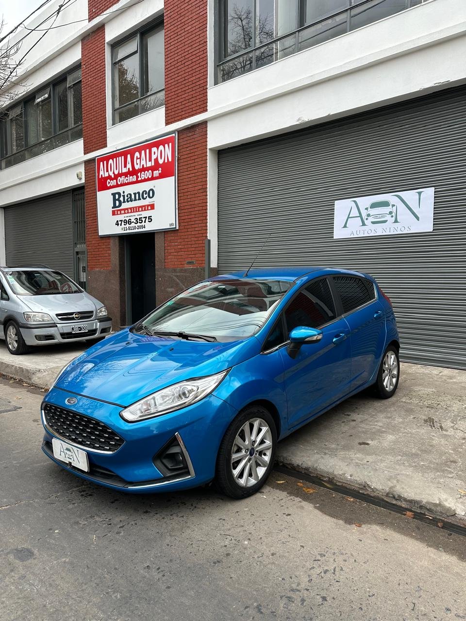 Ford Fiesta Kinetic  Titanium Powershift 120cv