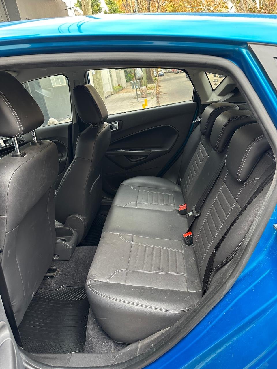 Ford Fiesta Kinetic  Titanium Powershift 120cv