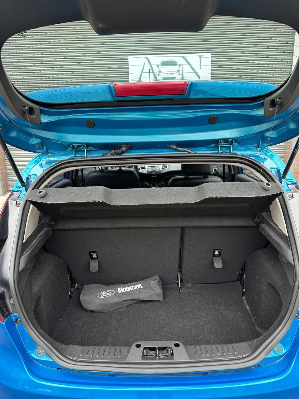 Ford Fiesta Kinetic  Titanium Powershift 120cv