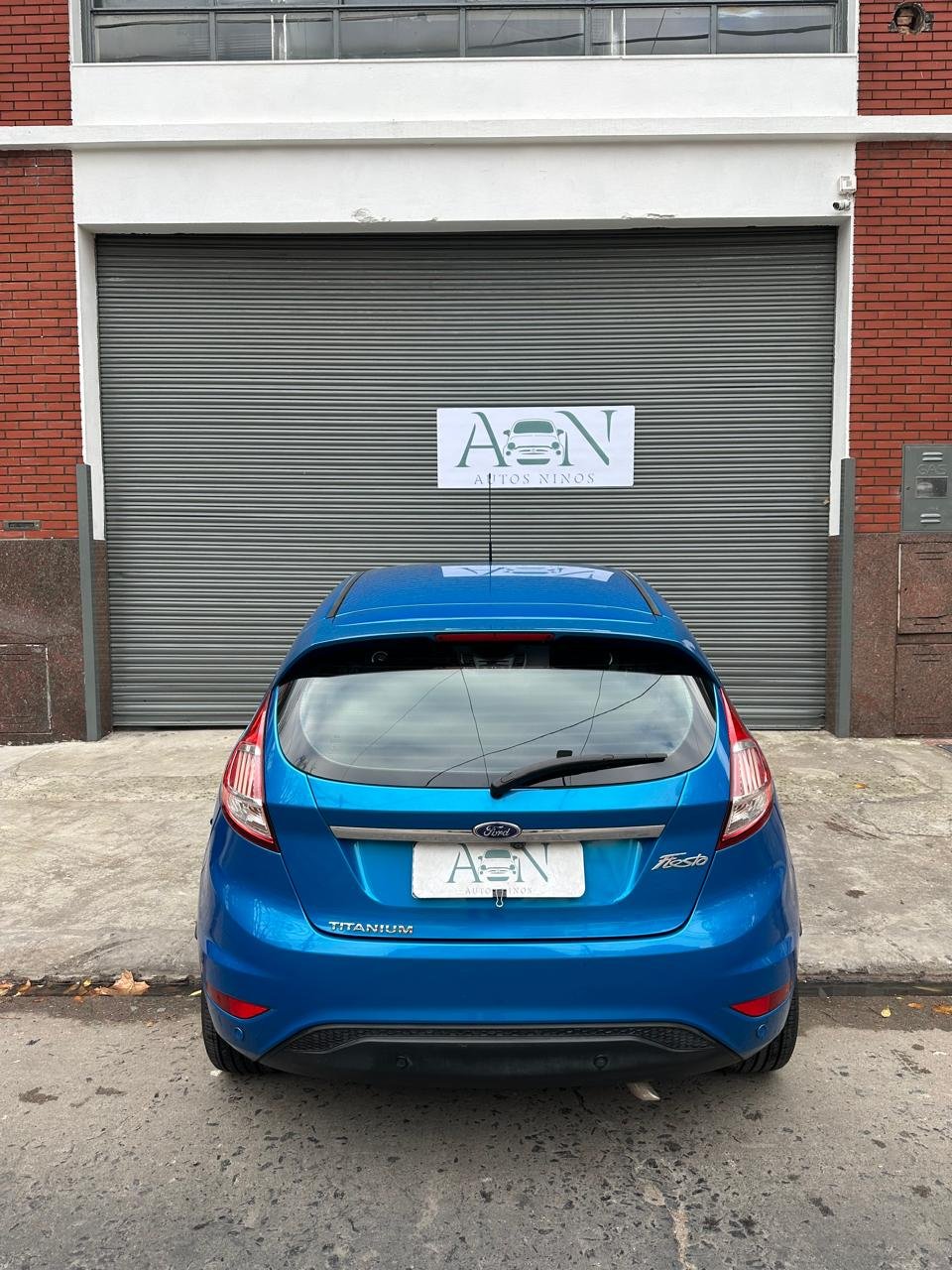 Ford Fiesta Kinetic  Titanium Powershift 120cv