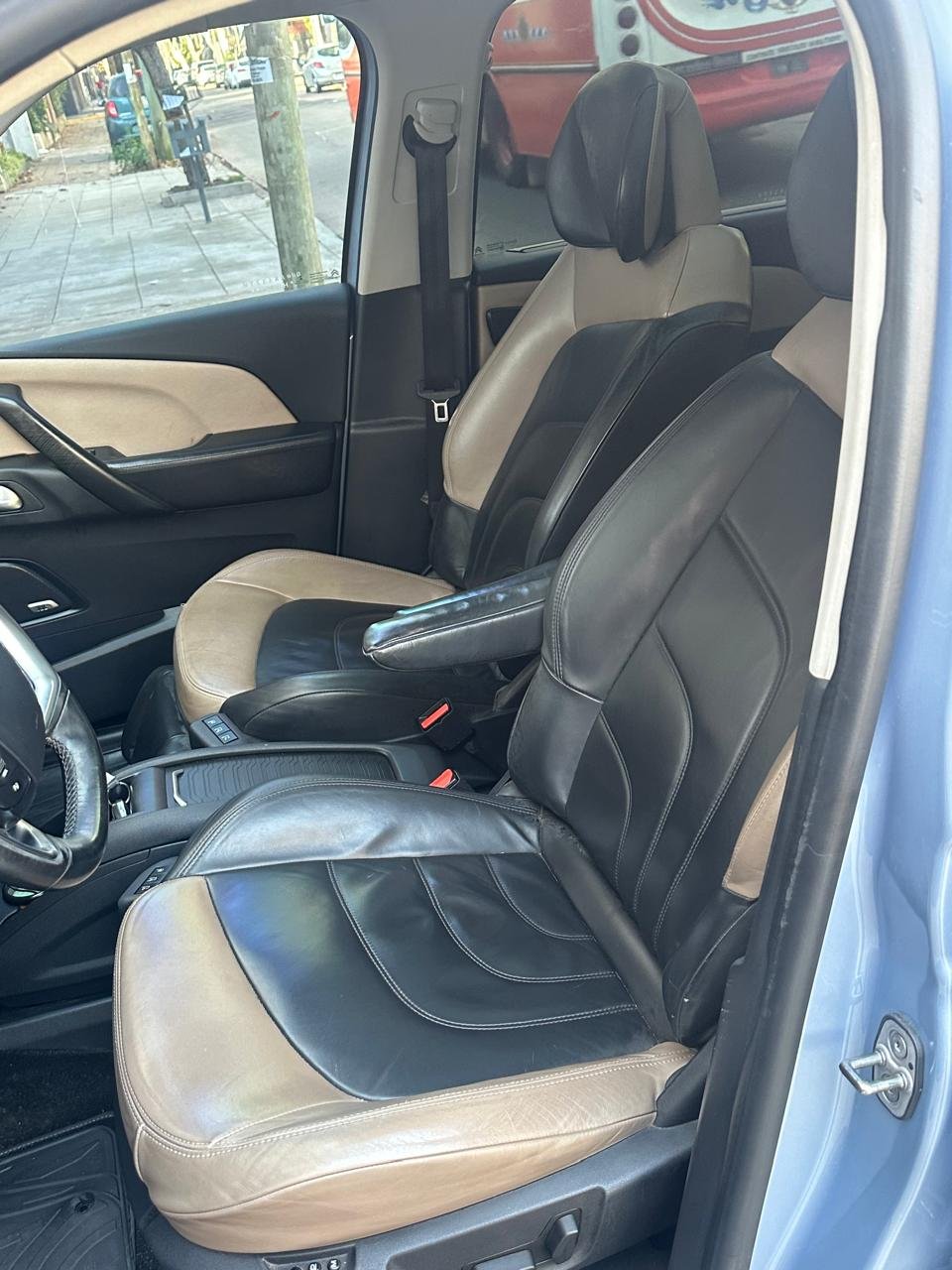 Citroen Grand C4 Picasso Shine 165cv