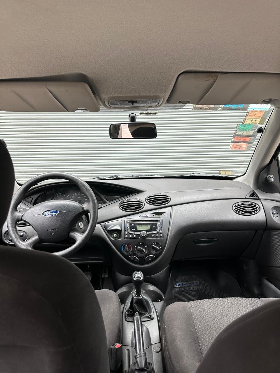 Ver foto 14 de Ford Focus Ambiente 2009
