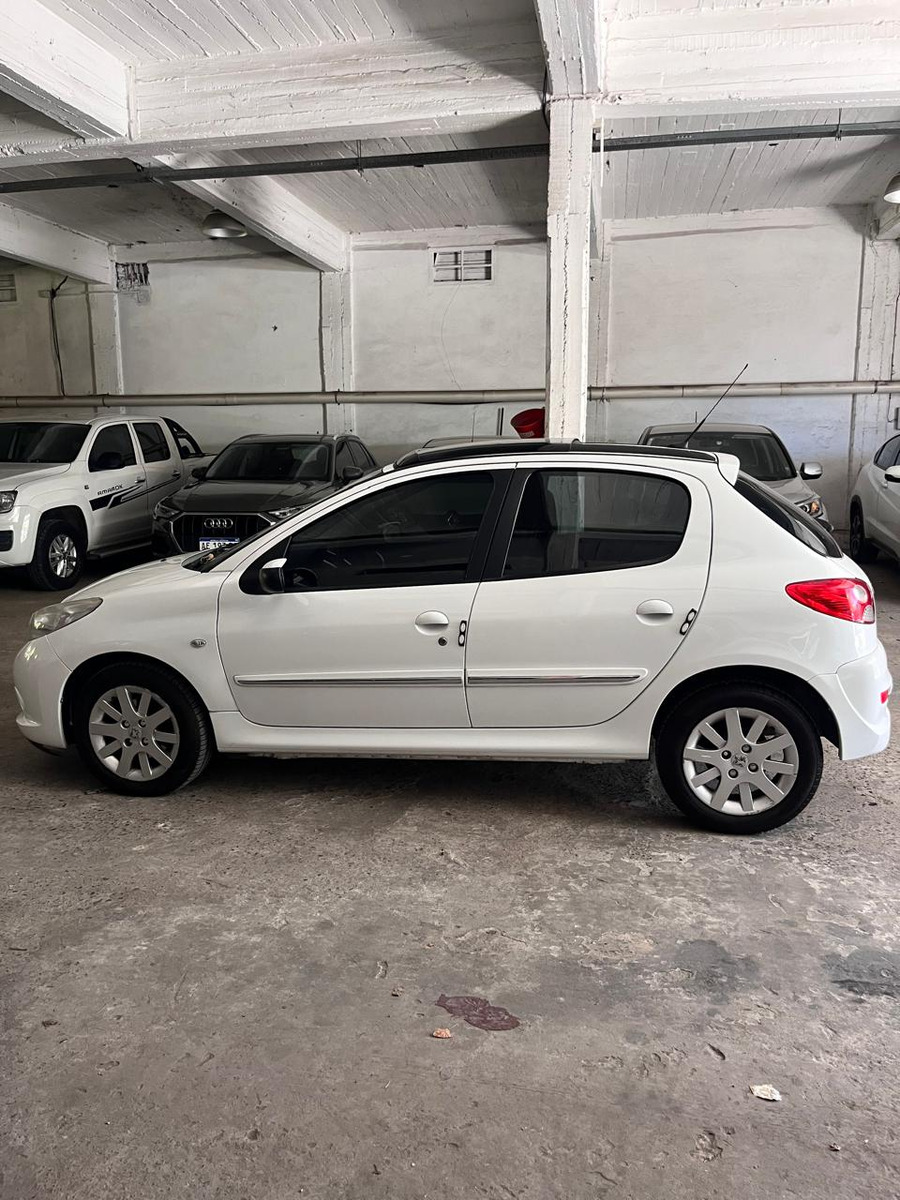 Peugeot 207 1.6 Xt Tiptronic