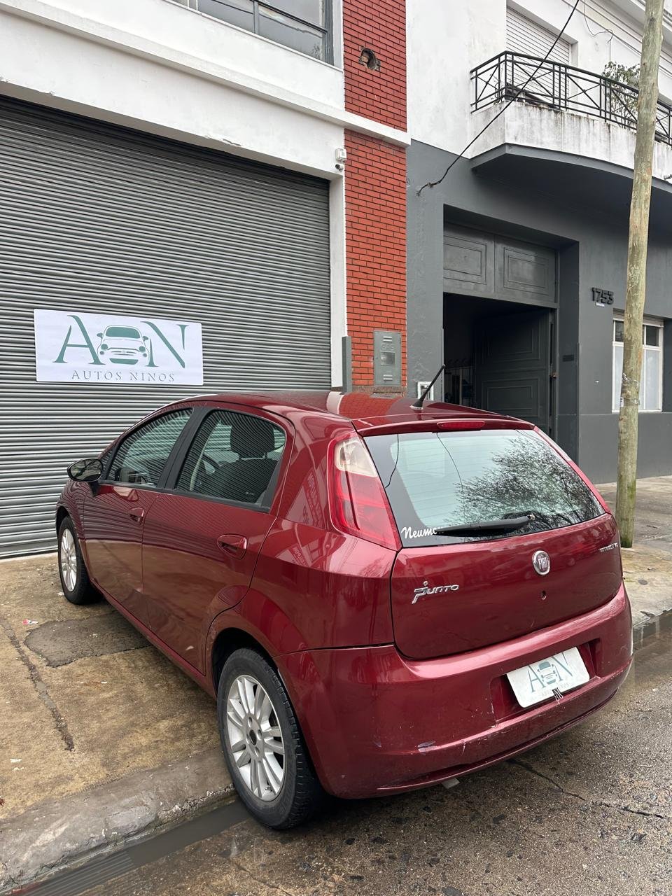 Ver foto 14 de Fiat Punto Attractive 2011