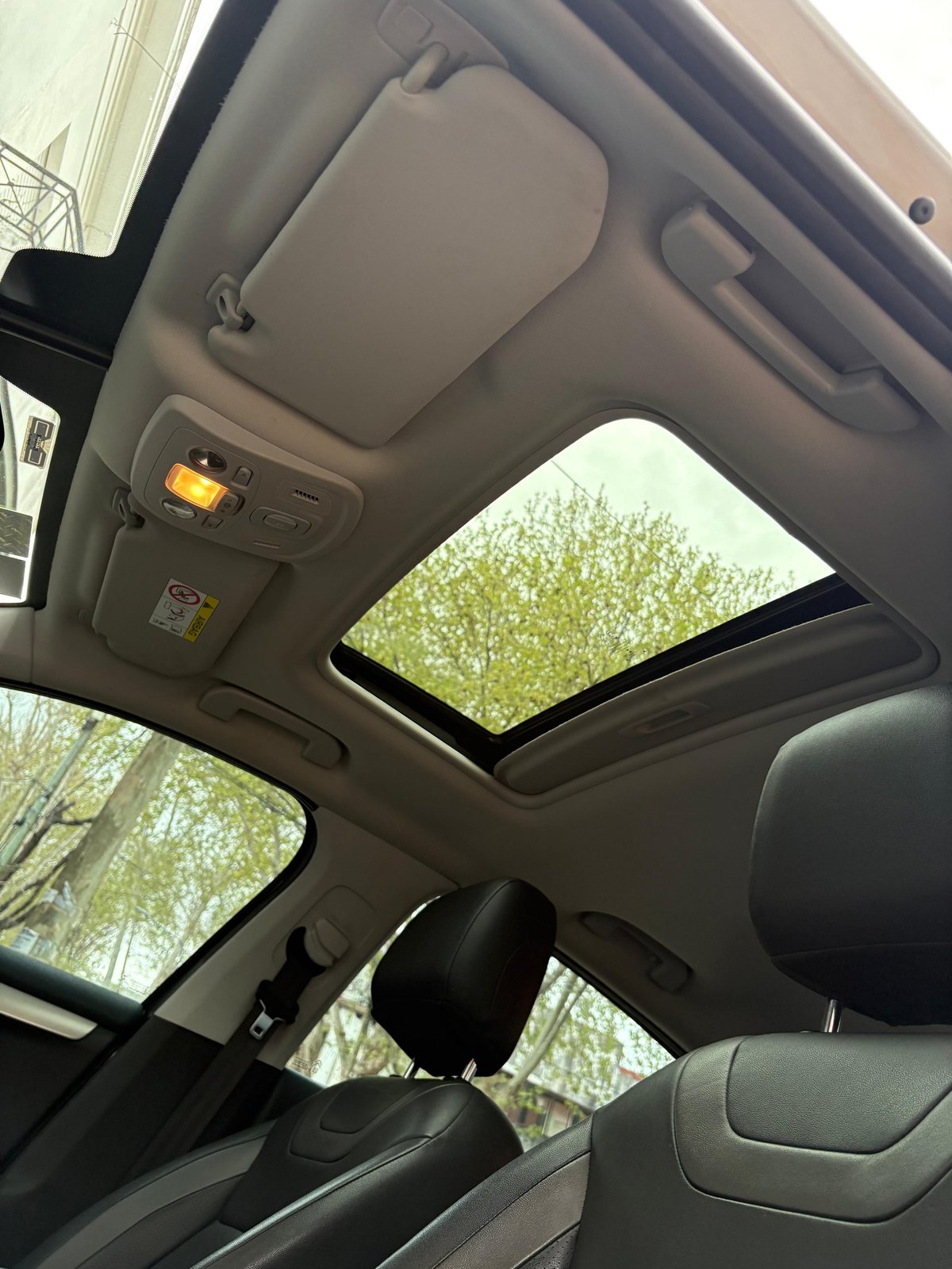 Citroen Citroën C4 Lounge Live 143cv