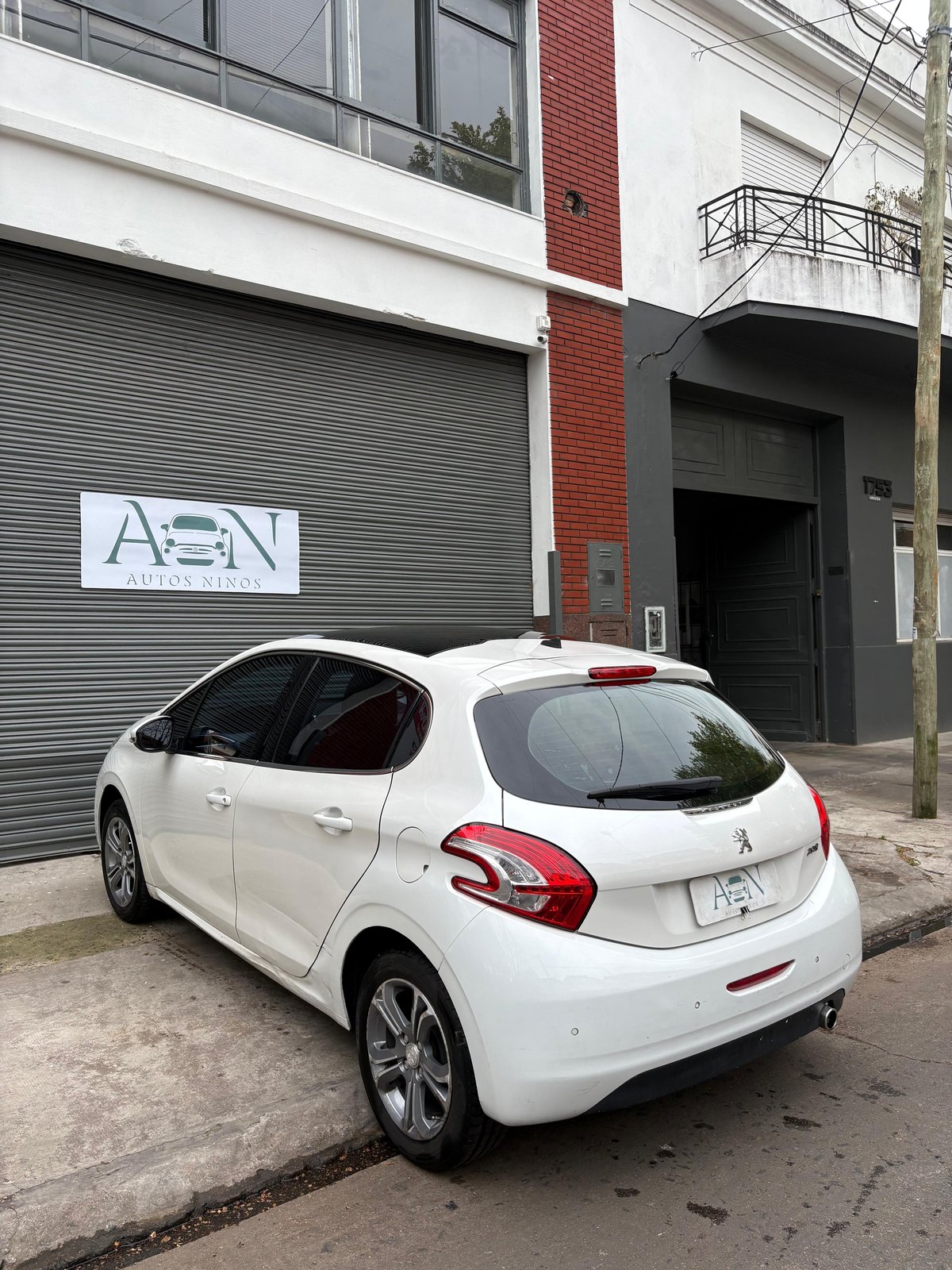 Ver foto 15 de Peugeot 208 Feline Pack Cuir 2013