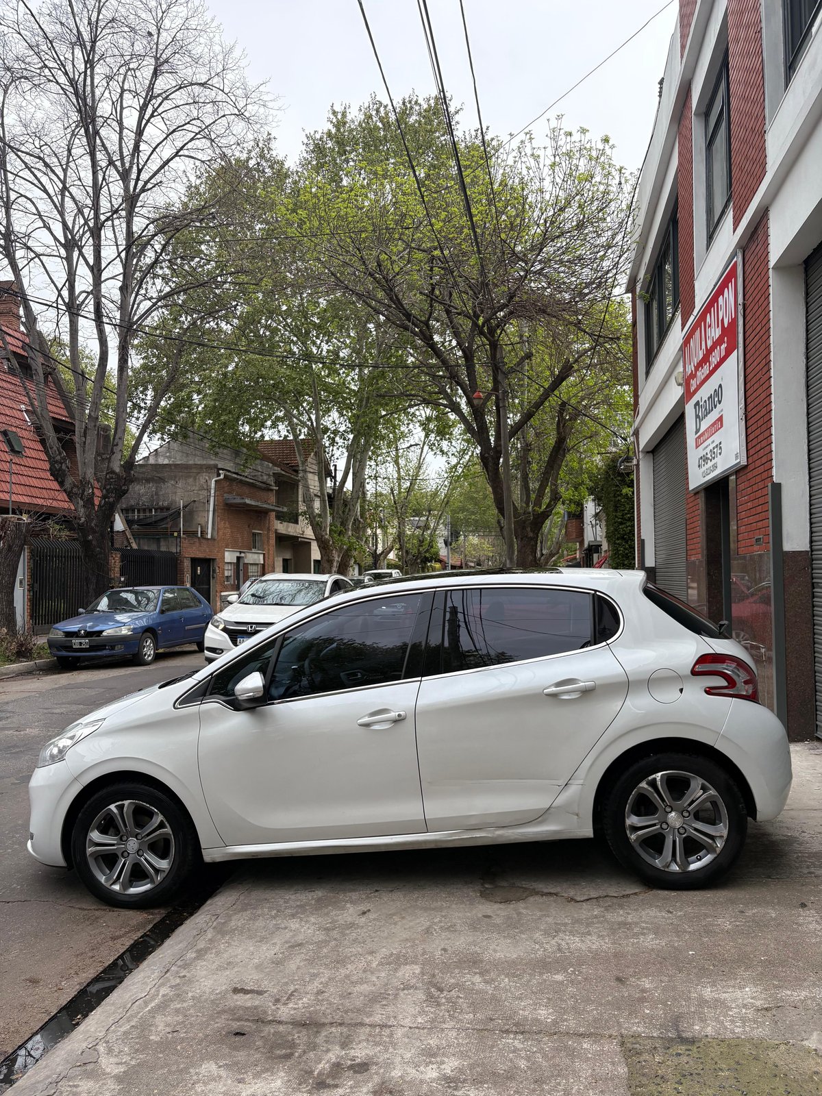 Ver foto 4 de Peugeot 208 Feline Pack Cuir 2013