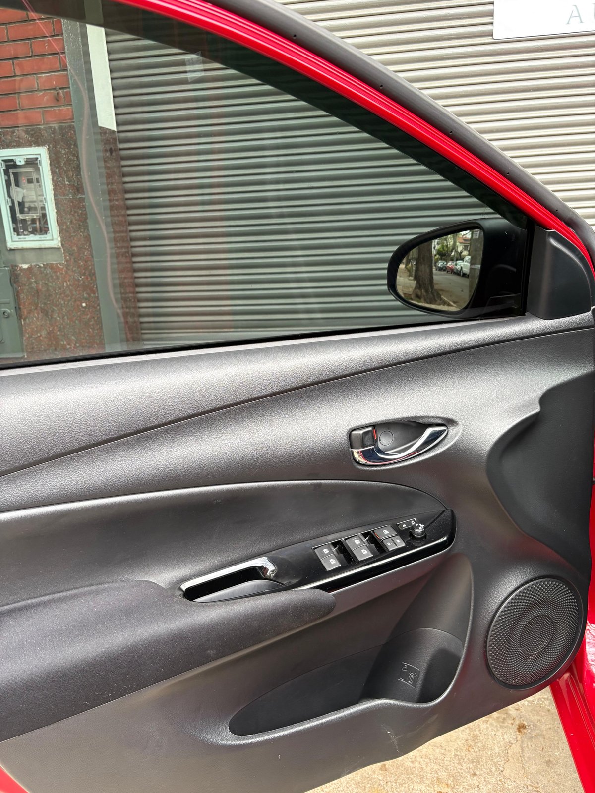 Ver foto 5 de Toyota Yaris 107cv Xls 5 p 2021