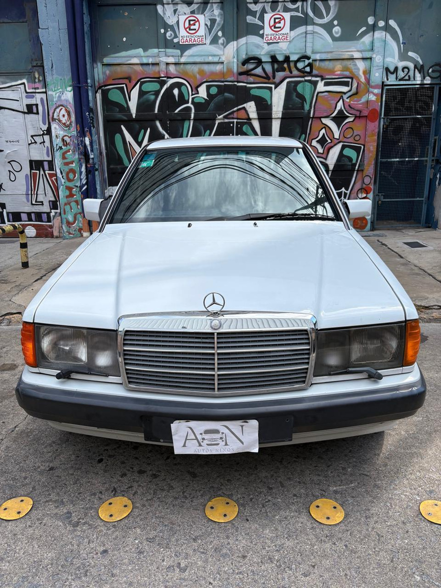 Mercedes-Benz 190 2.3 E