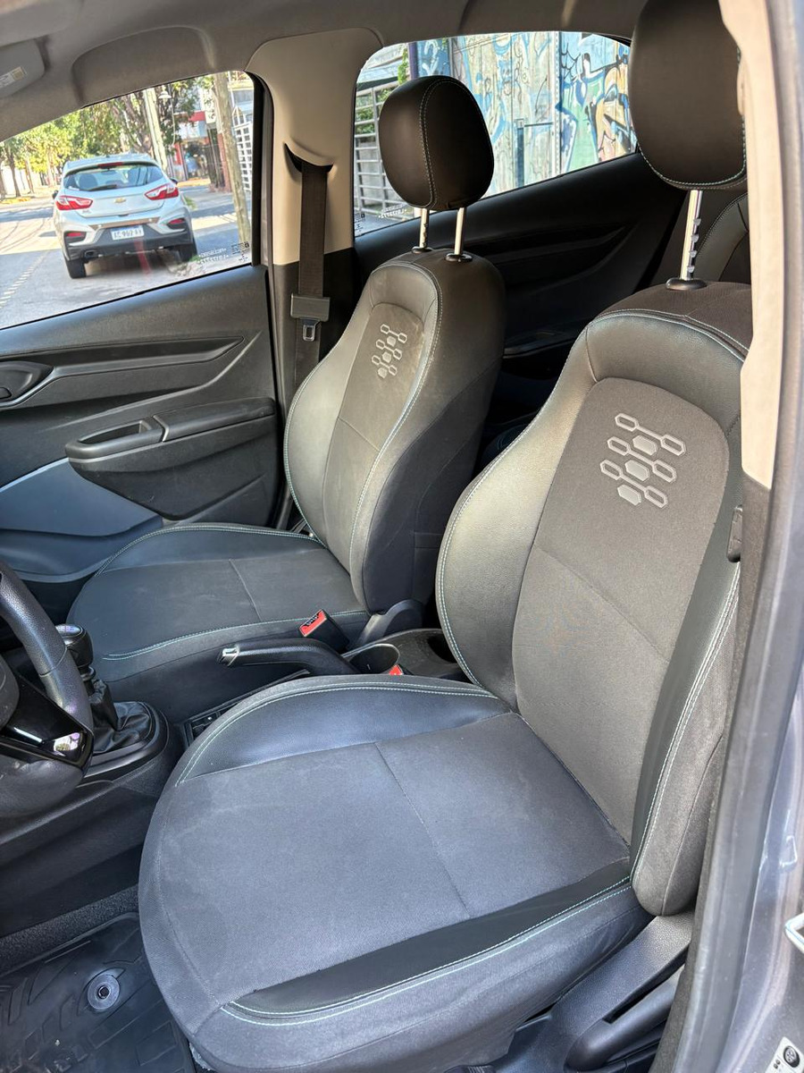 Chevrolet Onix 1.4 Black Edition